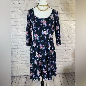 Lauren Conrad Long Sleeved Babydoll Dress size Large